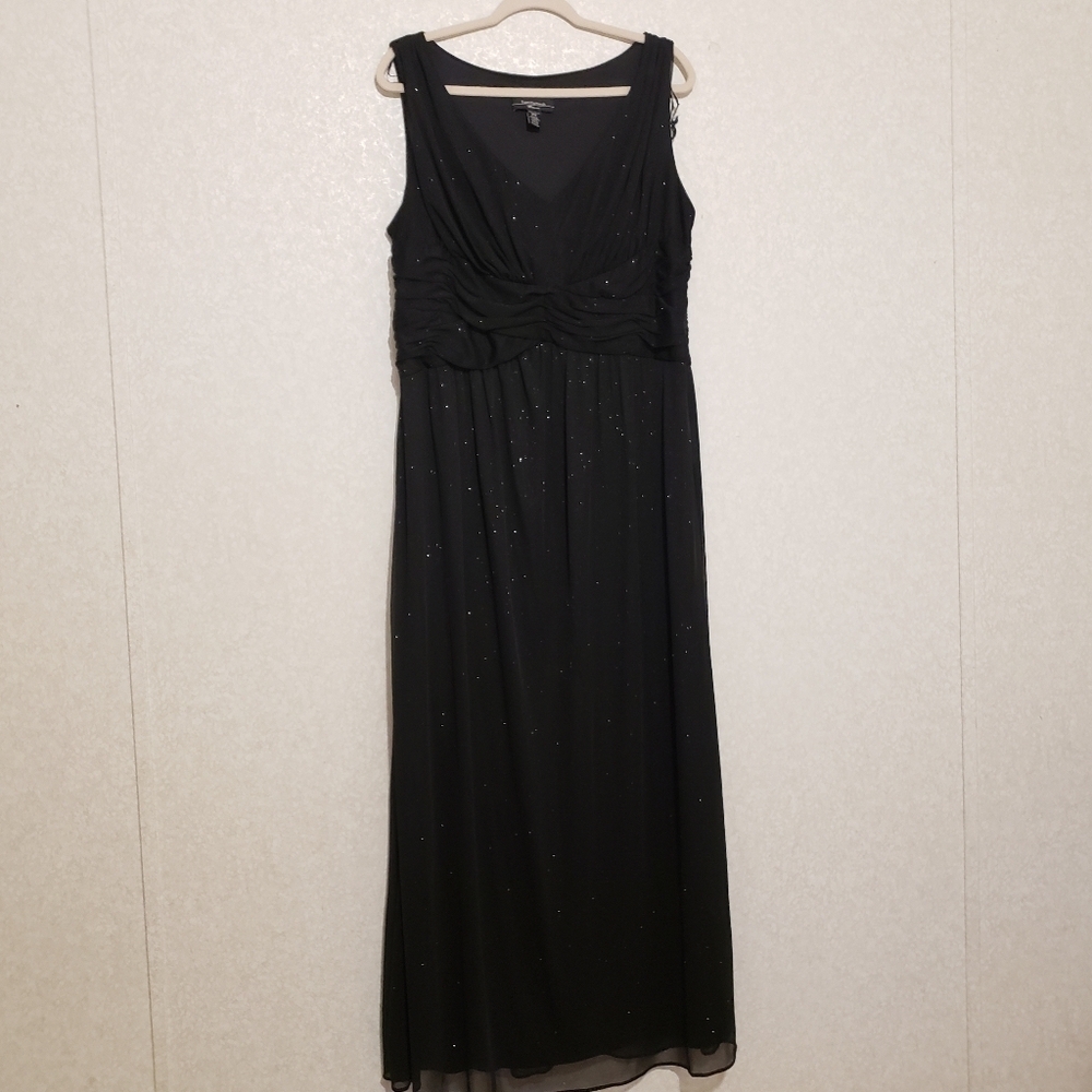 BLACK SPARKLE LONG DRESS SIZE 14W